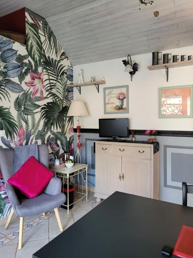 Le Paddock Du Val De Lys Hotell Blessy Eksteriør bilde