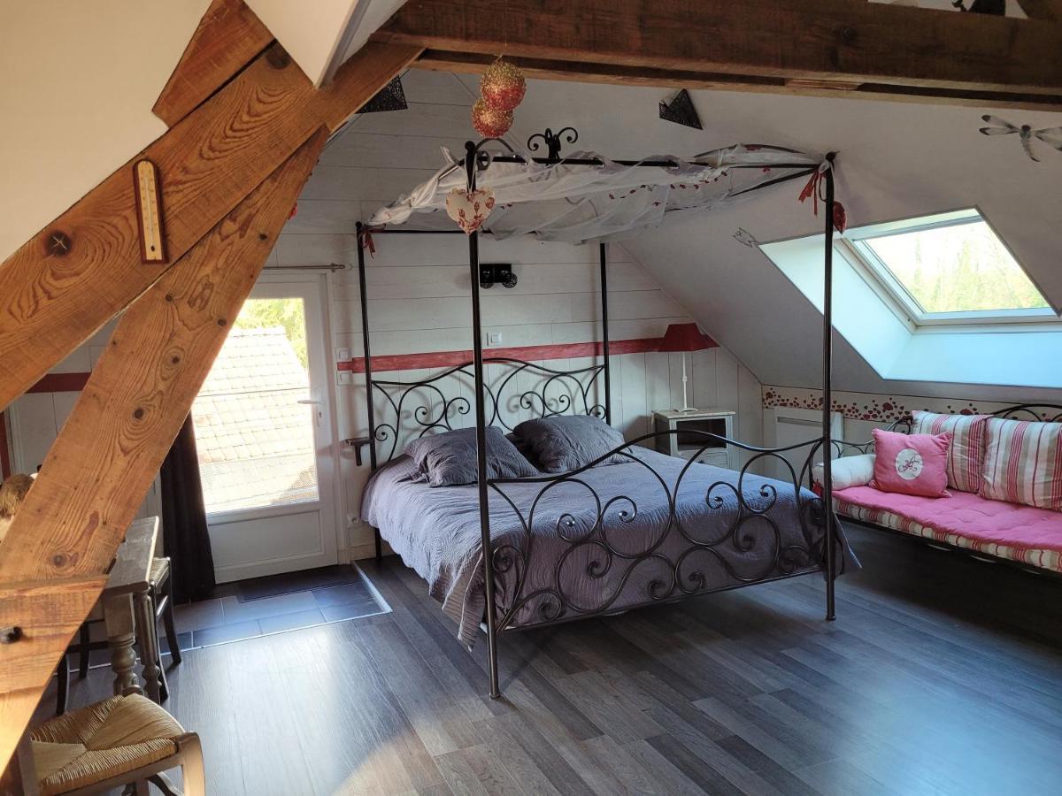 Le Paddock Du Val De Lys Hotell Blessy Eksteriør bilde
