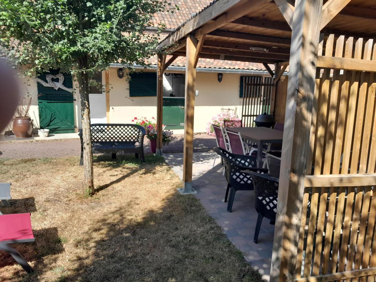 Le Paddock Du Val De Lys Hotell Blessy Eksteriør bilde