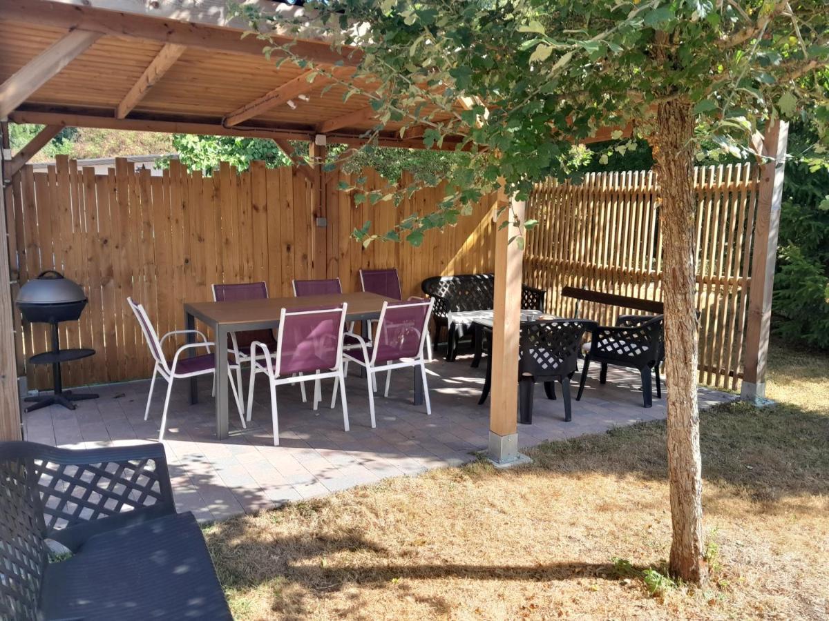 Le Paddock Du Val De Lys Hotell Blessy Eksteriør bilde