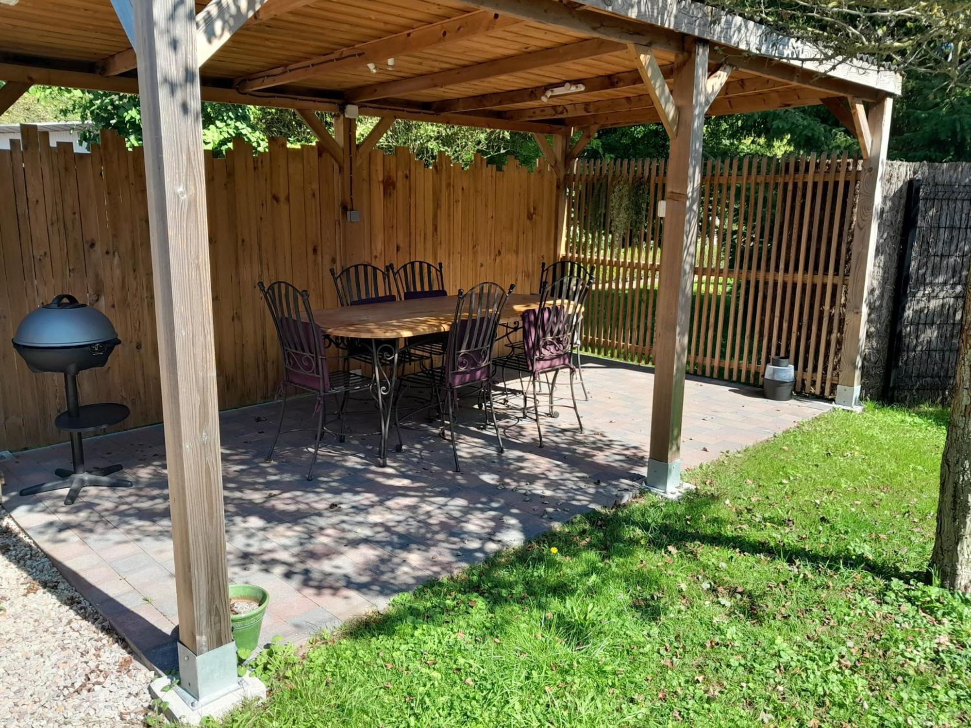 Le Paddock Du Val De Lys Hotell Blessy Eksteriør bilde