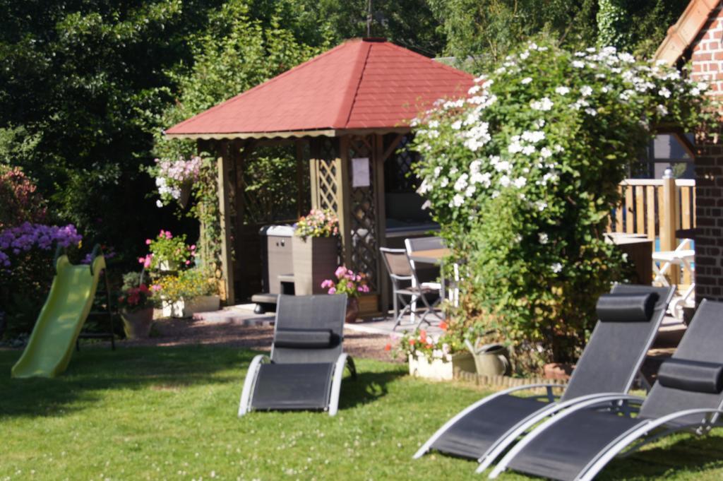 Le Paddock Du Val De Lys Hotell Blessy Eksteriør bilde