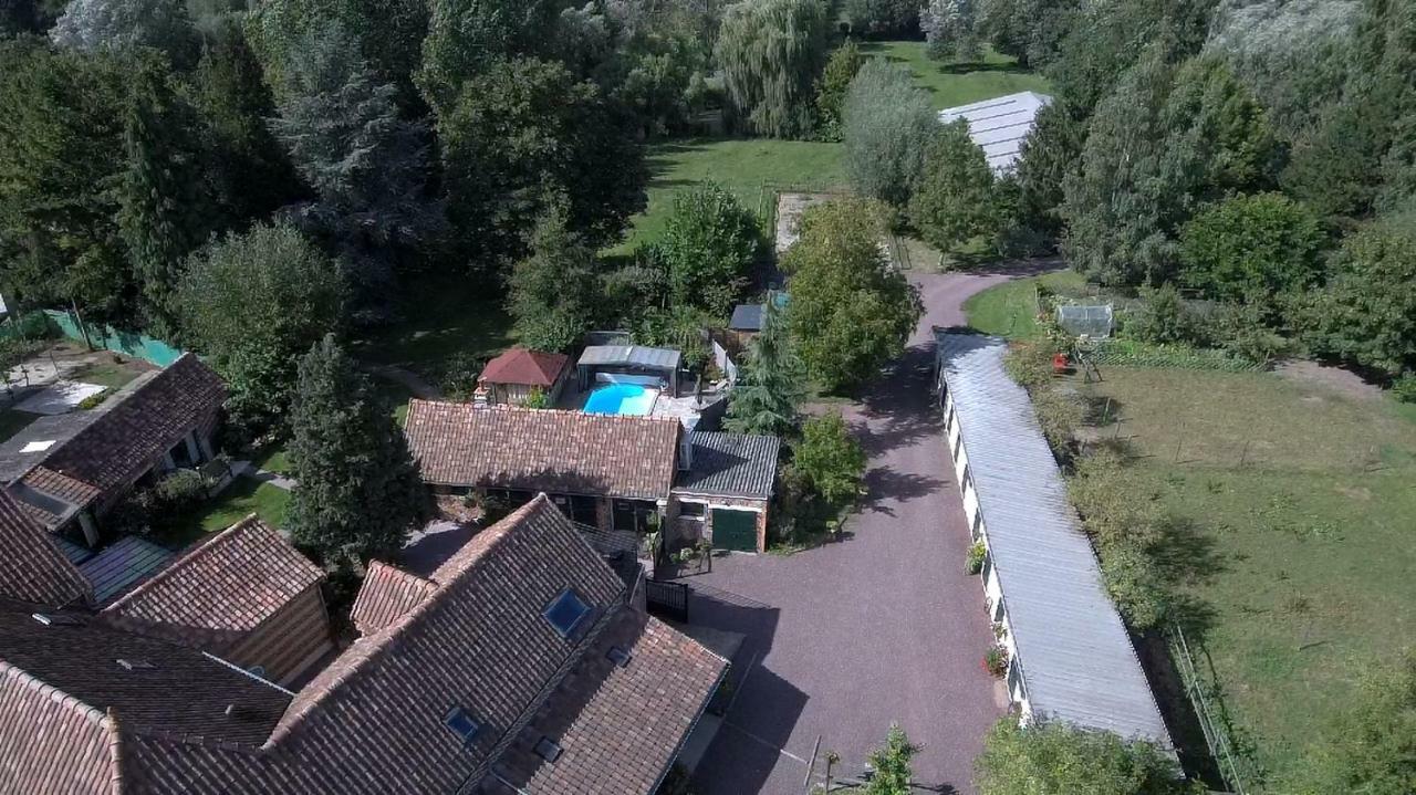 Le Paddock Du Val De Lys Hotell Blessy Eksteriør bilde